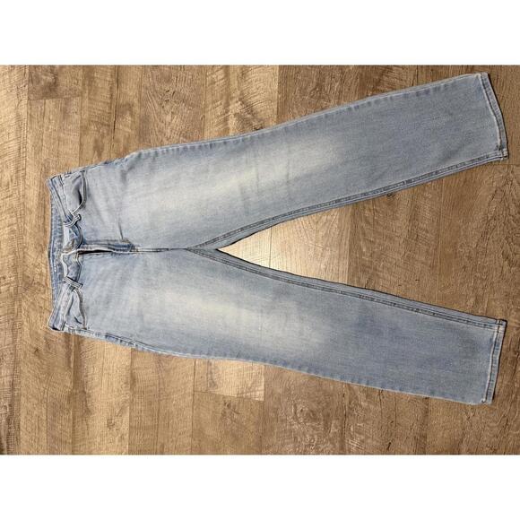 Old Navy High-Waisted Wow Straight Ankle Jeans - Picture 2 of 10